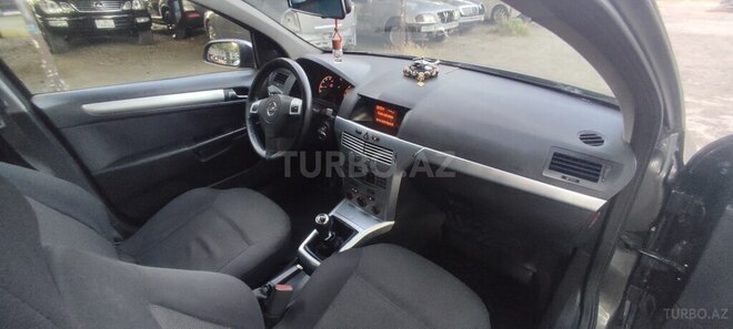 Opel Astra-7
