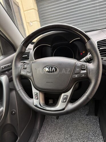 Kia Sorento-13