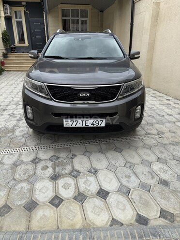 Kia Sorento-1