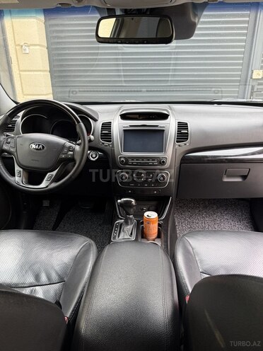 Kia Sorento-7