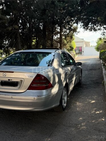 Mercedes C 200-4