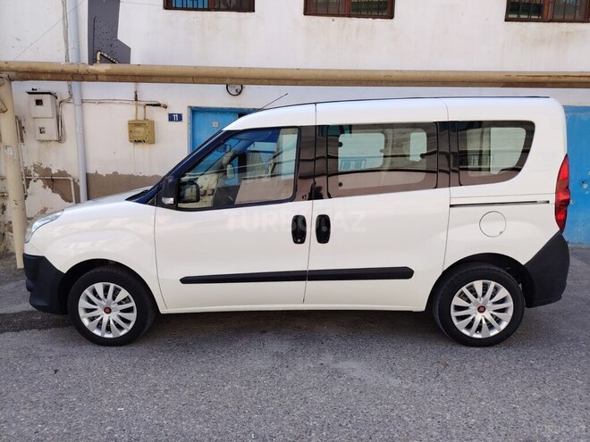 Fiat Doblo-5