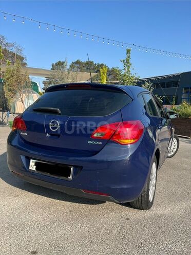 Opel Astra-7