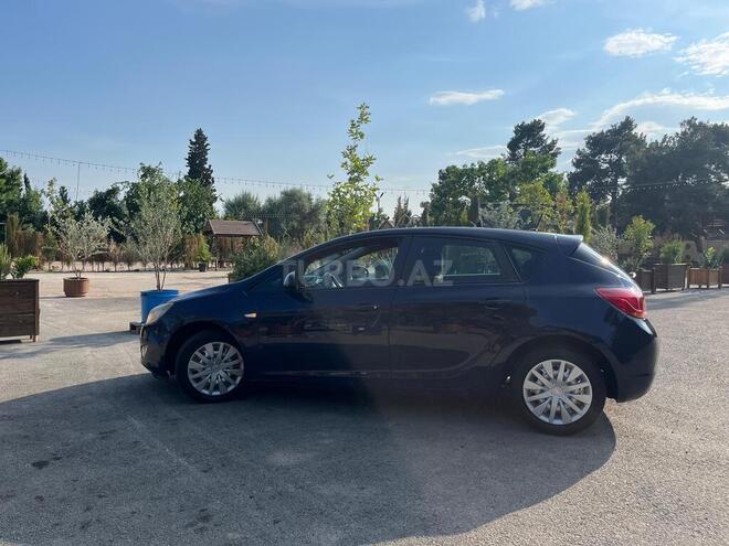Opel Astra-9