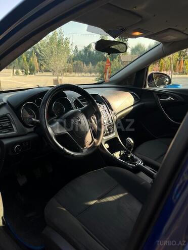Opel Astra-10