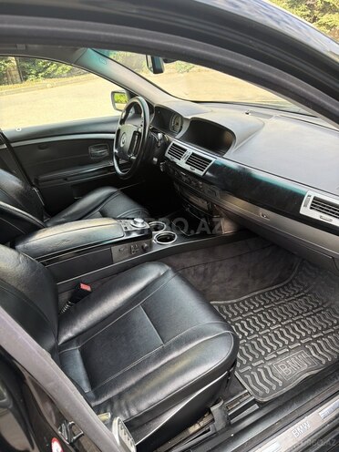 BMW 745-6