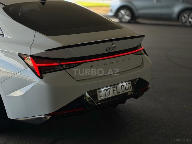 Hyundai Elantra N Line-15