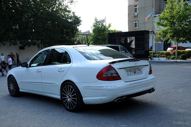 Mercedes E 350-7
