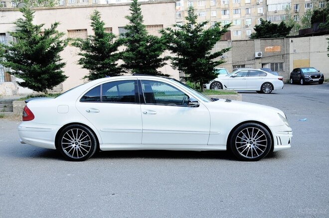 Mercedes E 350-4