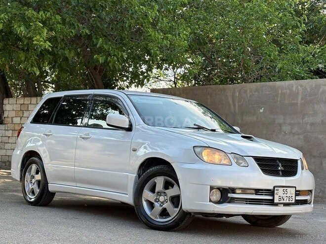Mitsubishi Airtrek-3