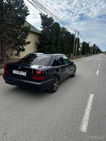Mercedes C 180-7