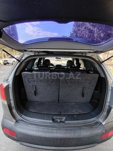 Kia Sorento-17