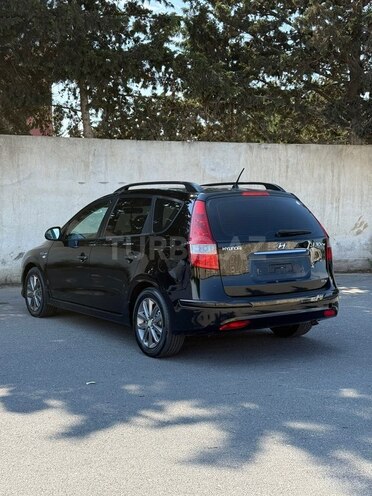 Hyundai i30-8