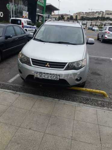 Mitsubishi Outlander-5