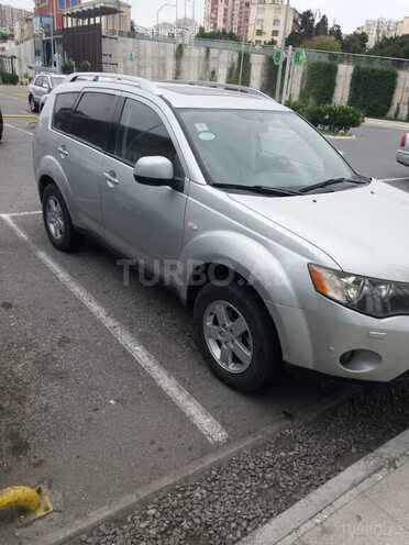Mitsubishi Outlander-4