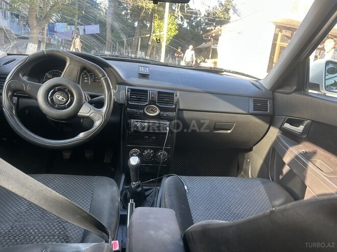 LADA (VAZ) Priora-5