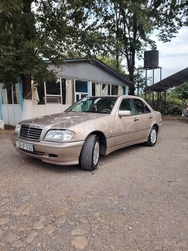 Mercedes C 240-5