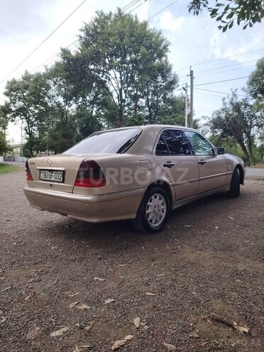 Mercedes C 240-2