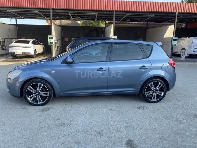 Kia Ceed-4