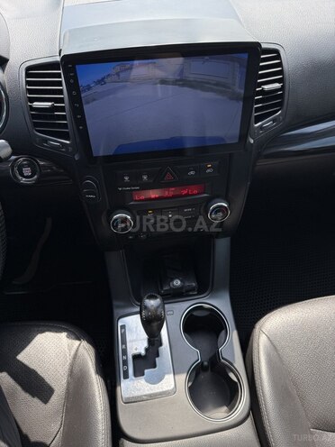 Kia Sorento-12