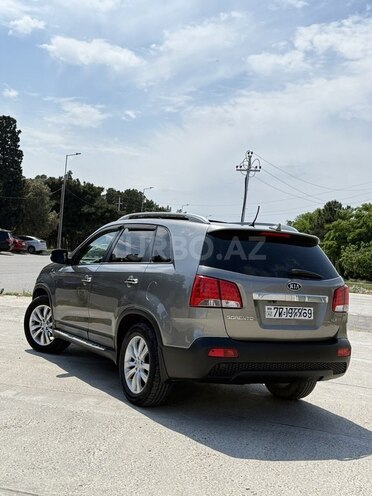 Kia Sorento-8