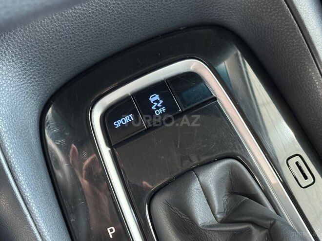 Toyota Corolla-13