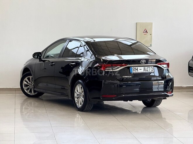 Toyota Corolla-4