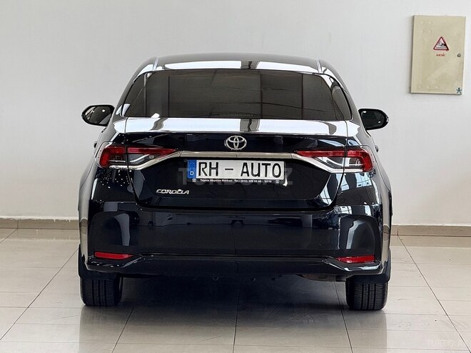 Toyota Corolla-5