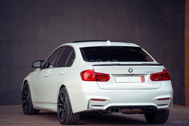 BMW 330-9