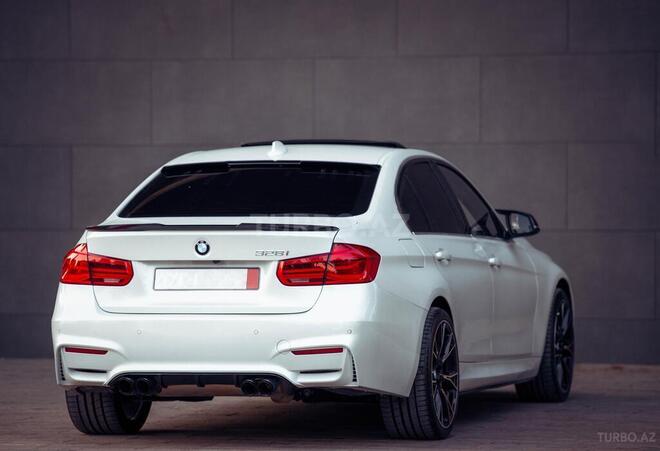 BMW 330-7