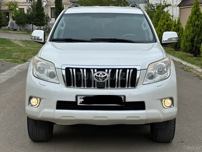 Toyota Land Cruiser Prado-5