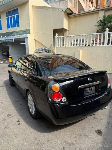 Nissan Altima-5