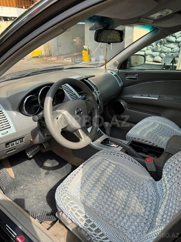 Nissan Altima-7