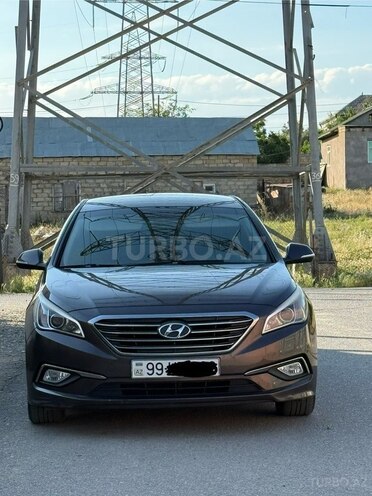 Hyundai Sonata-17
