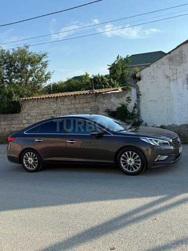 Hyundai Sonata-7