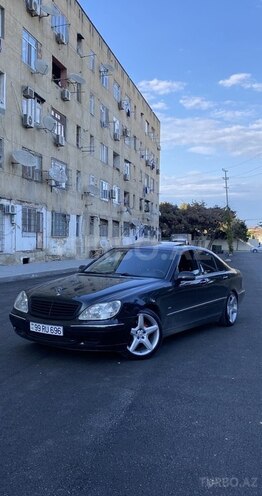 Mercedes S 320-1