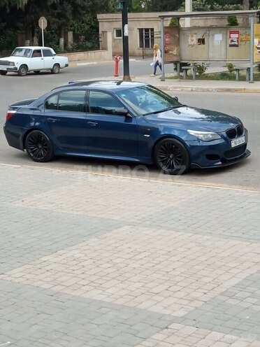 BMW 530-11