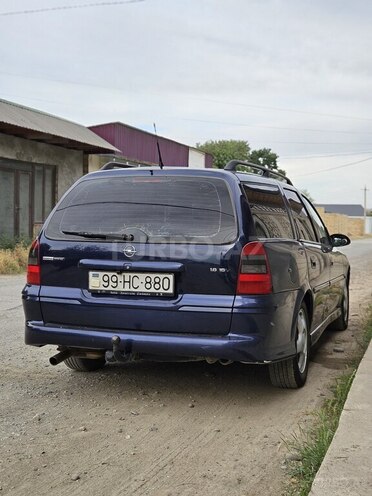Opel Vectra-9