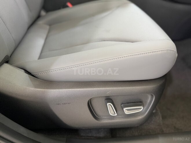 Toyota RAV4-19