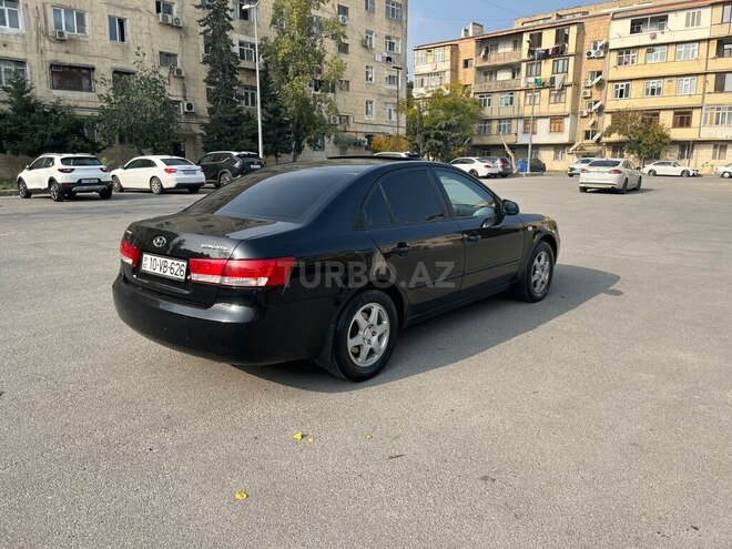 Hyundai Sonata-6