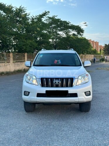 Toyota Land Cruiser Prado-1