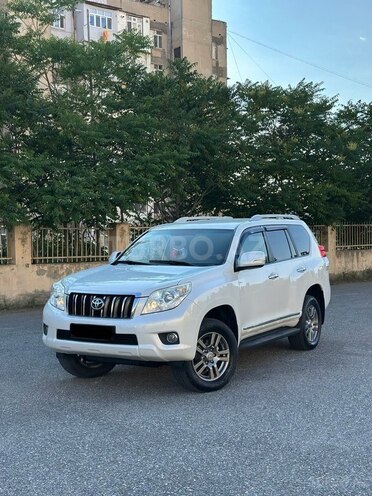 Toyota Land Cruiser Prado-4