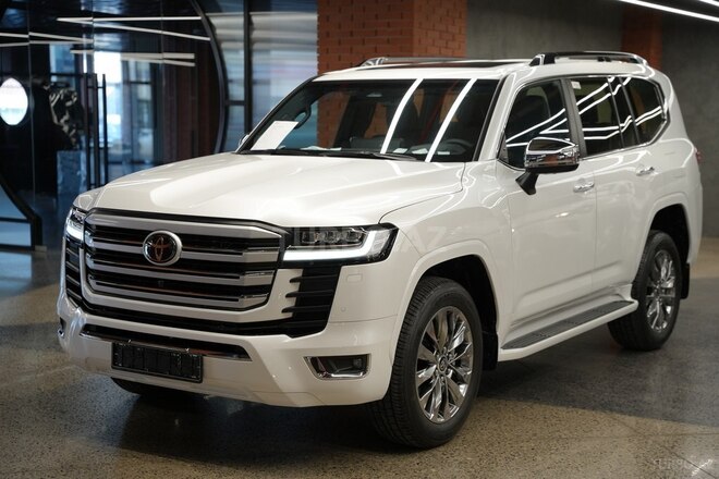 Toyota Land Cruiser-2