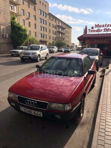 Audi 80-1