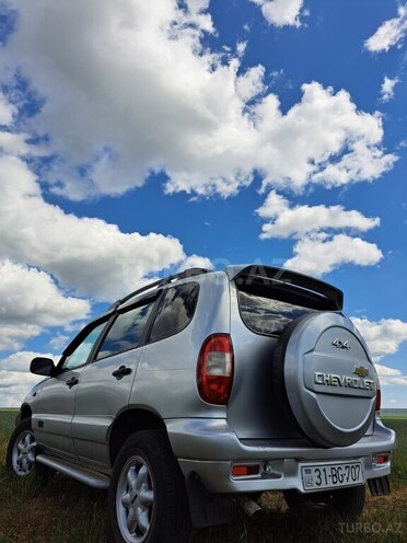 Chevrolet Niva-7