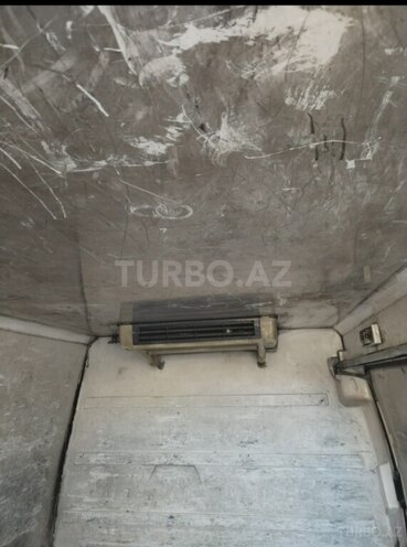 Ford Transit-5