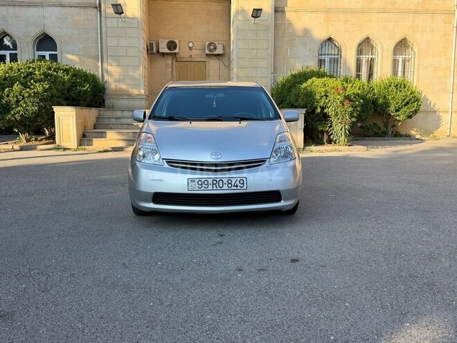 Toyota Prius-1