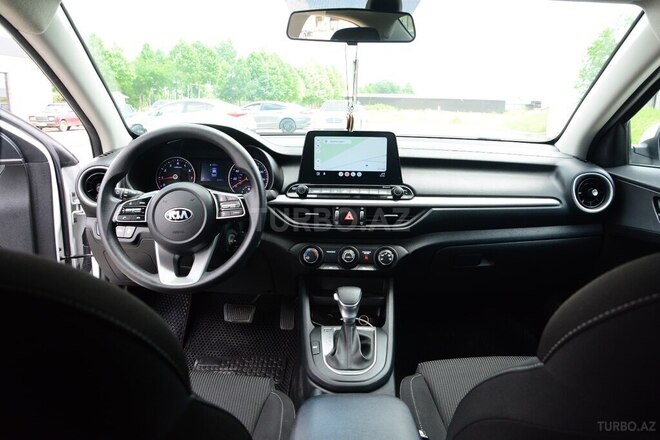 Kia Forte-11