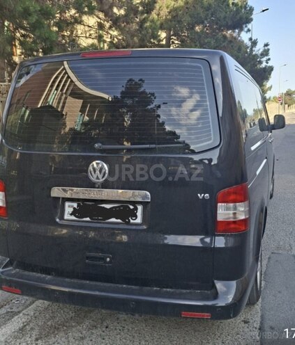Volkswagen Multivan-14