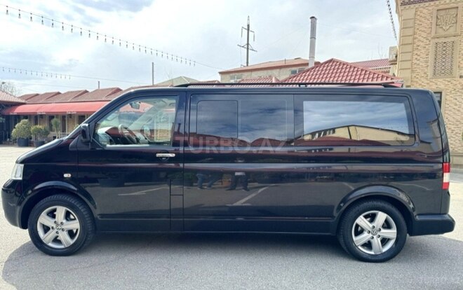 Volkswagen Multivan-4